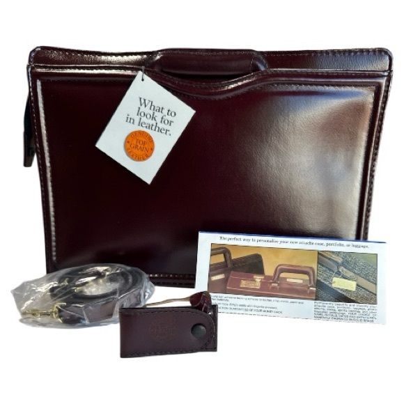 solo Other - Unique Vintage 80's SOLO Burgundy Portfolio